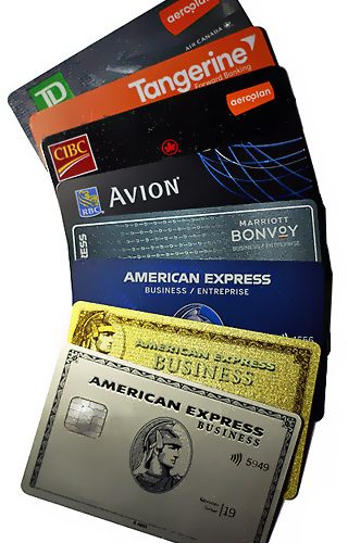 Multiple Credit Cards and Your Credit Score